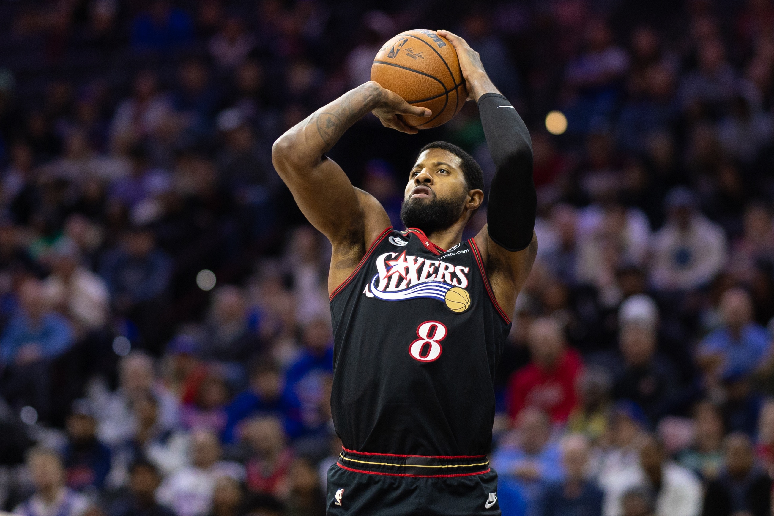 铁但末节独得10分！乔治21中8&amp;三分7中0拿到18分9板3助3断2帽